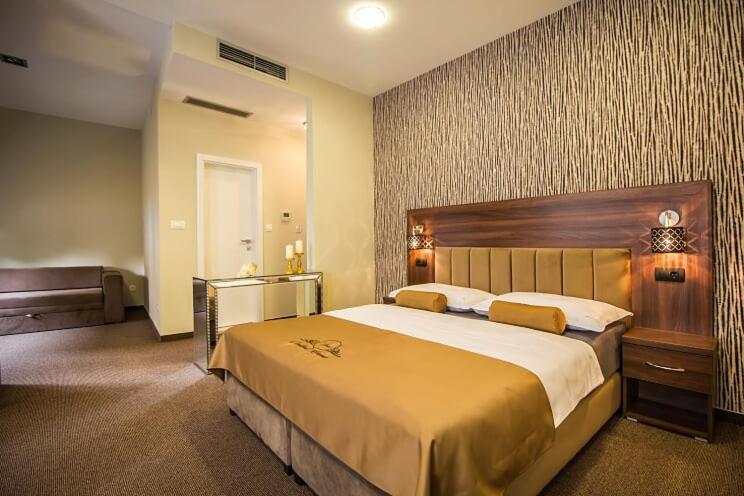 Central Luxury Rooms Omis Exterior photo